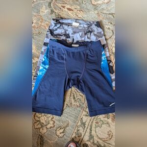 2 pairs Nike Jammers sz 26
